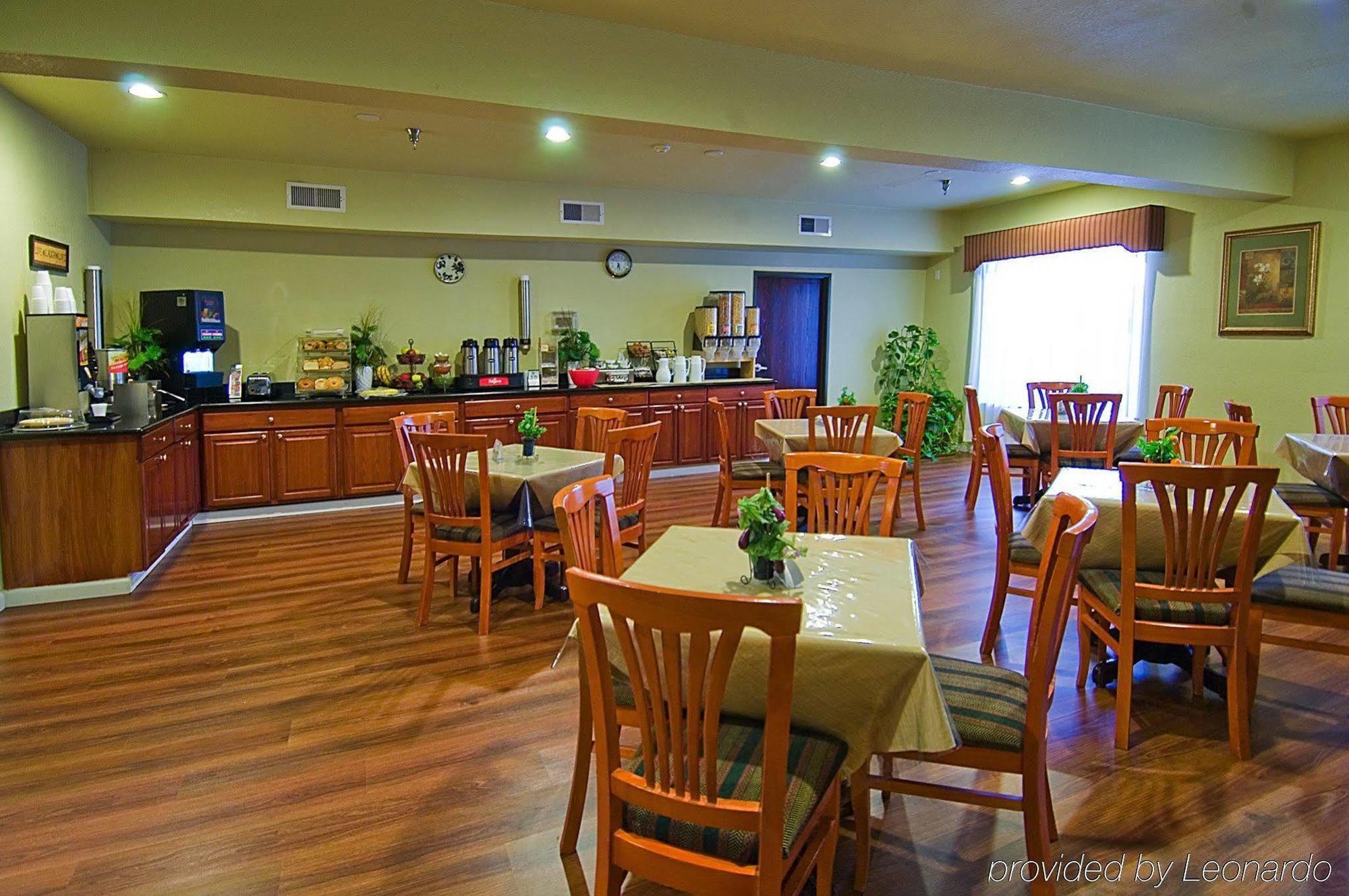 Quality Inn & Suites Fort Worth Restaurant photo